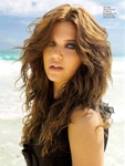 mandy-moore-elle-may-09